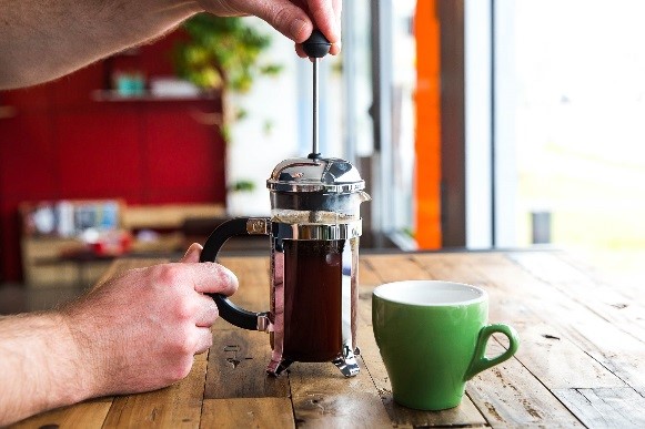 french press, brewing guide, step 4