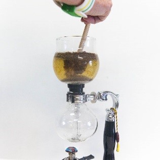 syphon, brewing guide, step 4