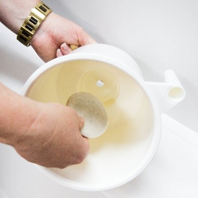 toddy cold brew, brewing guide, step 1