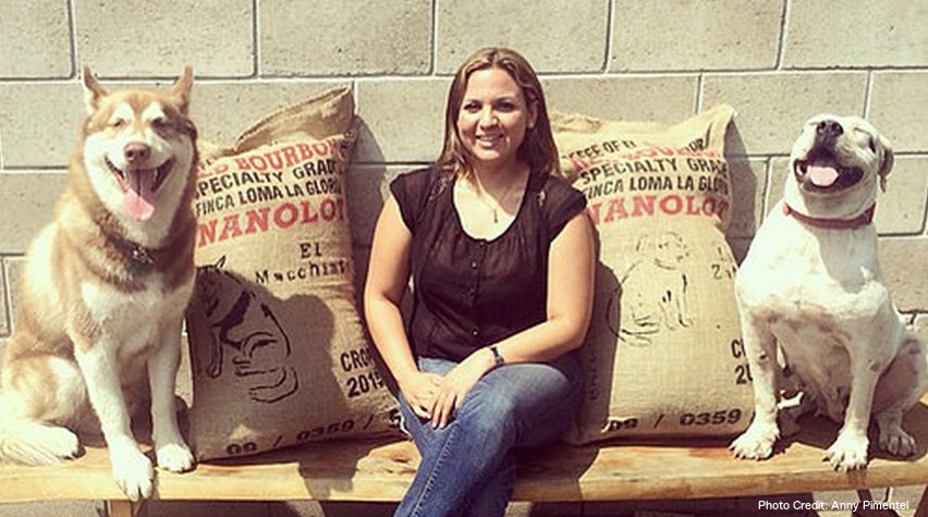 Anny Ruth Pimentel of Finca Loma La Gloria and her dogs.