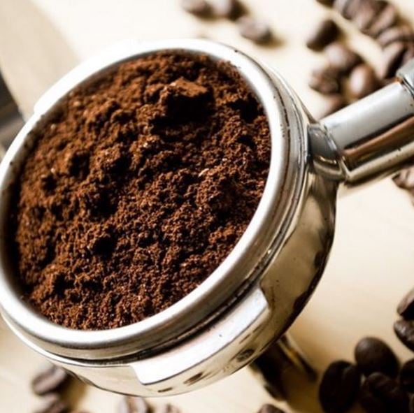 Ground Coffee in Group Handle, Crema Coffee Garage